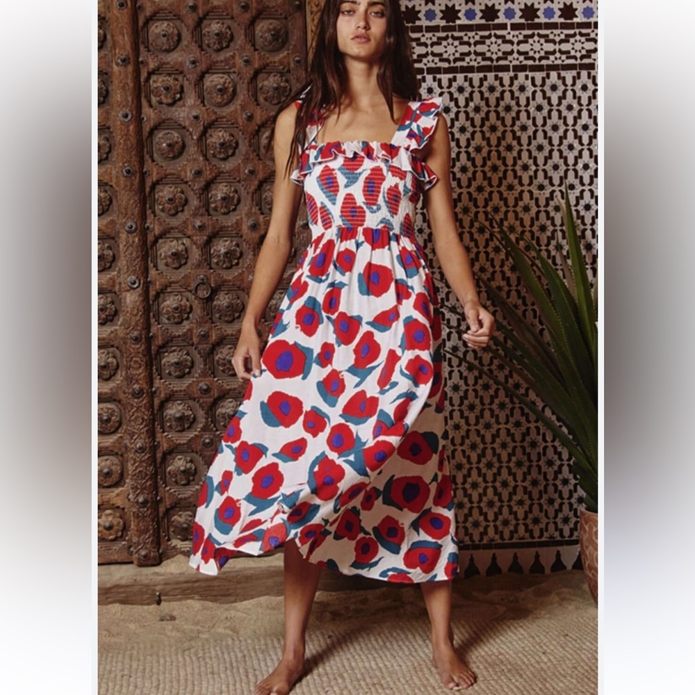 Bucket List FLATTERING FLORAL SMOCKED BODICE MIDI DRESS MADE IN USA